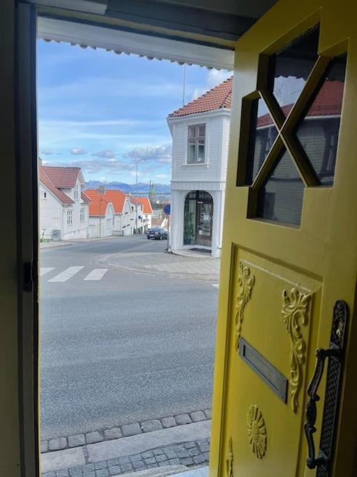 The Yellow Door Stavanger Kültér fotó